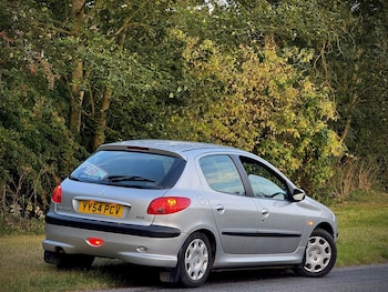Used Peugeot 206 2004 for sale - 75561747: Photo