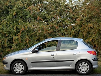 Used Peugeot 206 2004 for sale - 75561747: Photo
