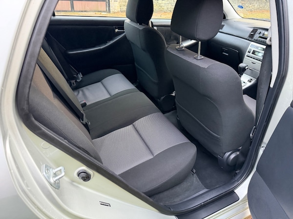 Used Toyota Corolla 2006 for sale - 76126099: Photo 9