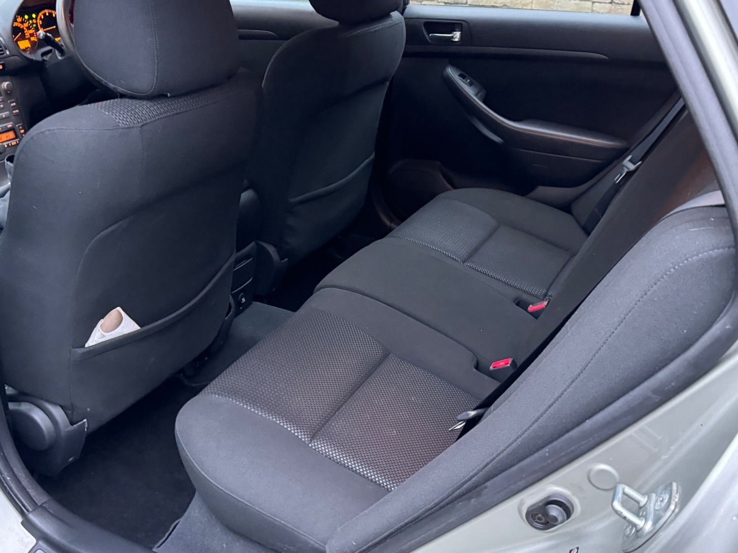 Used Toyota Avensis 2003 for sale - 76504330: Photo 10