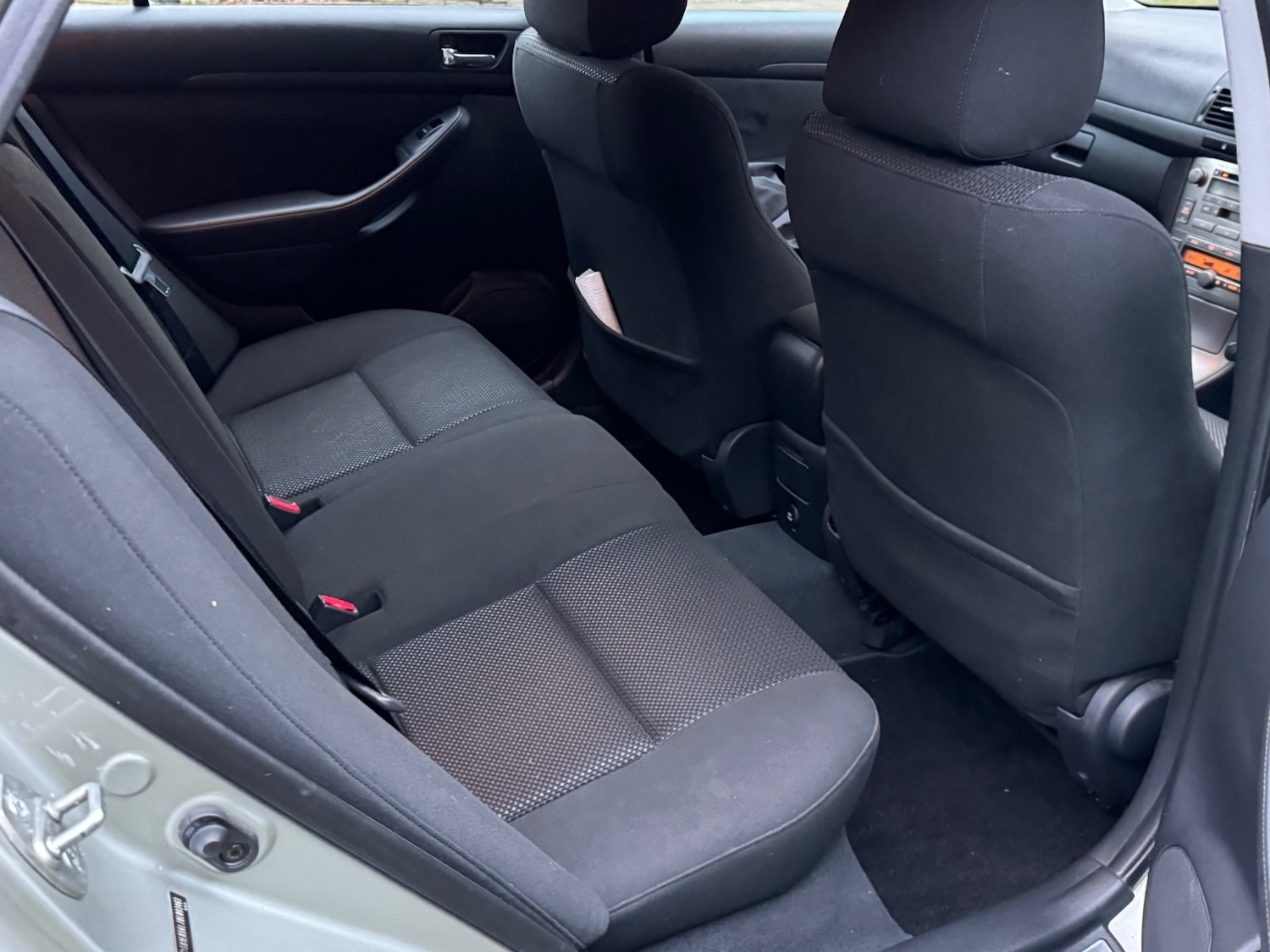 Used Toyota Avensis 2003 for sale - 76504330: Photo 9