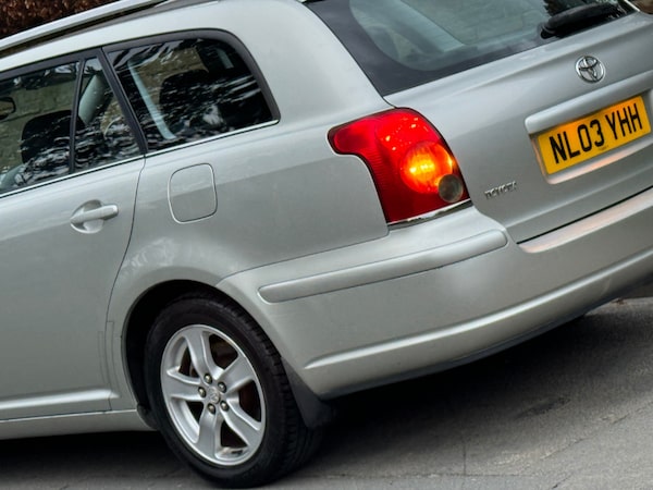 Used Toyota Avensis 2003 for sale - 70162914: Photo 13
