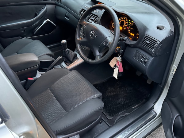 Used Toyota Avensis 2003 for sale - 70162914: Photo 8