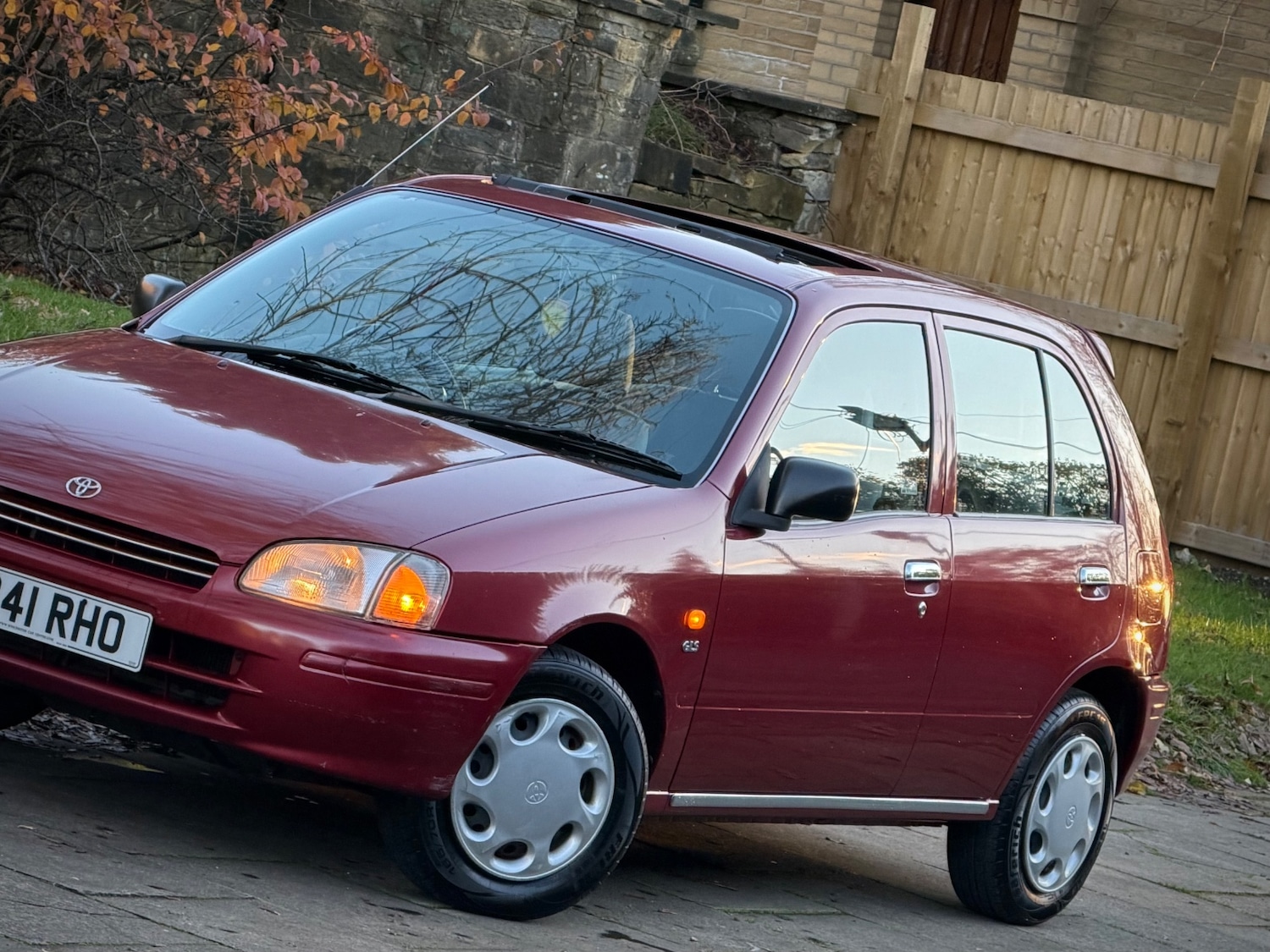 Used Toyota Starlet 1999 for sale - 76565932: Photo 11