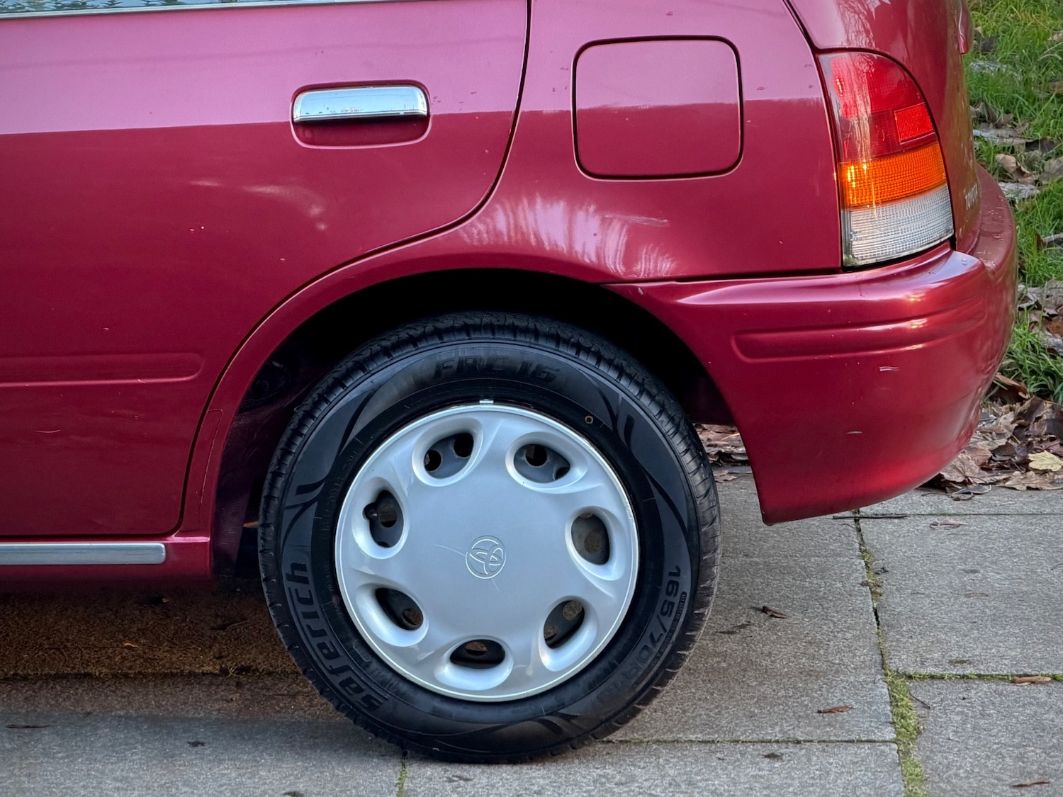 Used Toyota Starlet 1999 for sale - 76565932: Photo 15