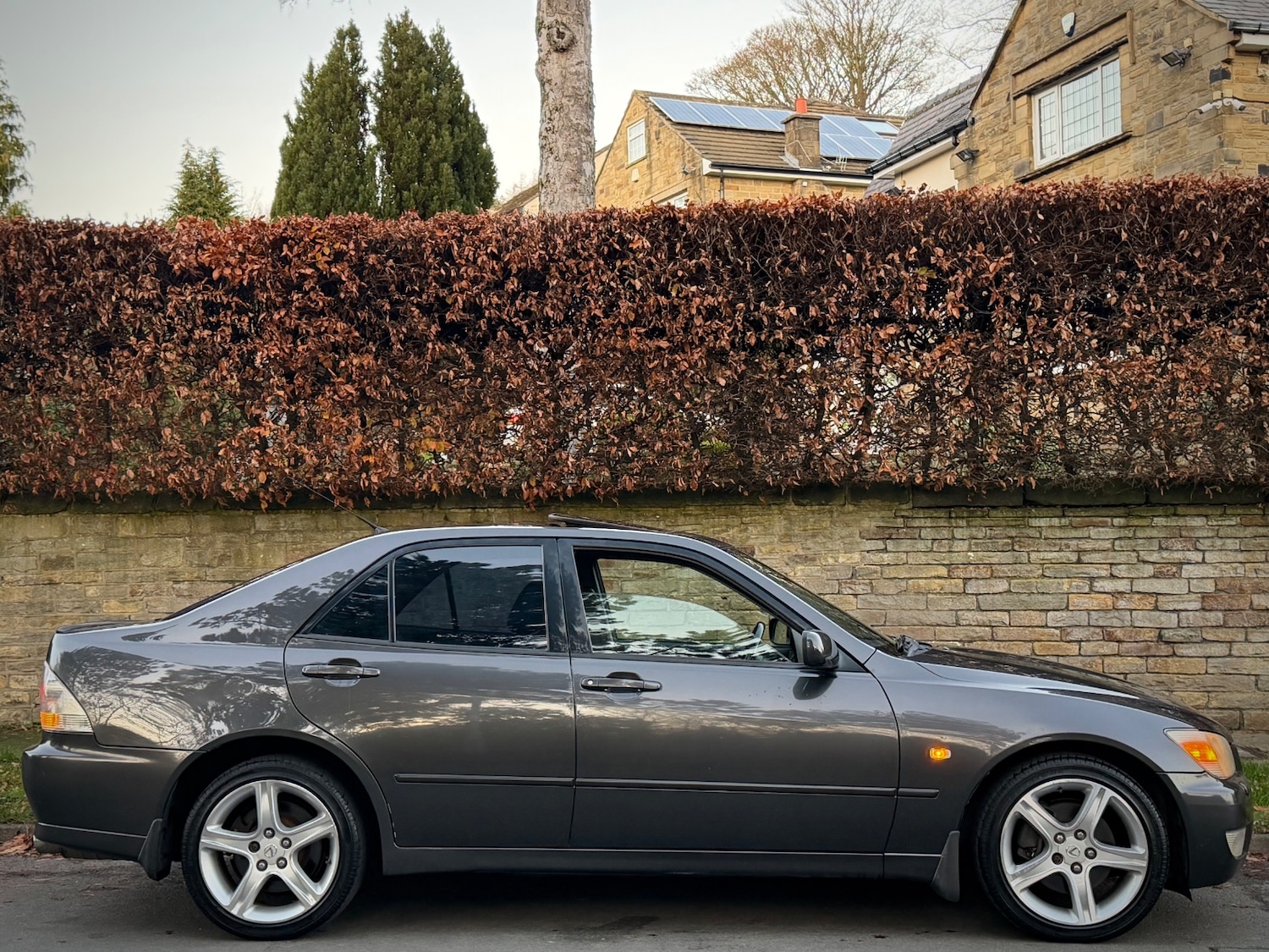 Used Lexus IS 2000 for sale - 76696612: Photo 2