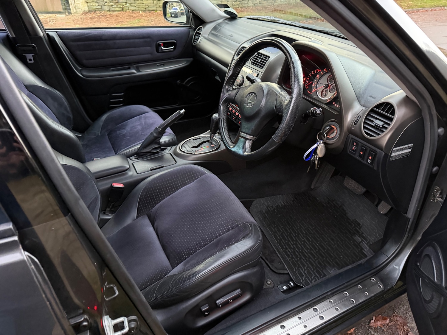 Used Lexus IS 2000 for sale - 76696612: Photo 7