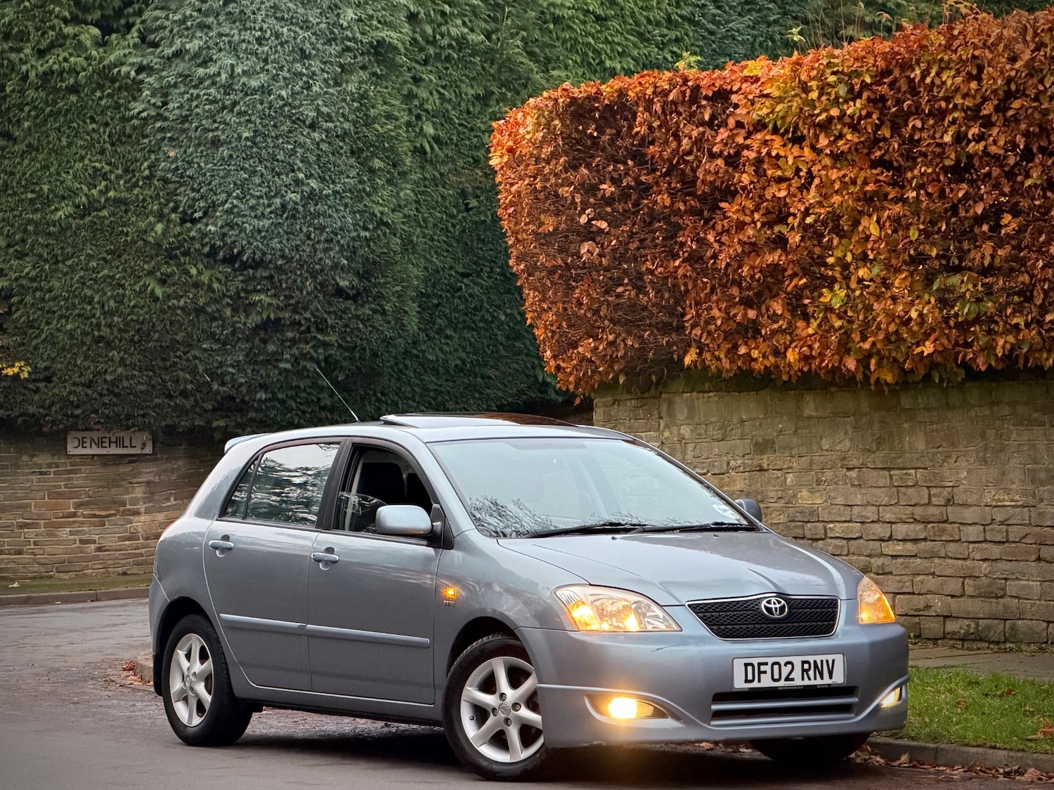 Used Toyota Corolla 2002 for sale - 76497619: Photo 1