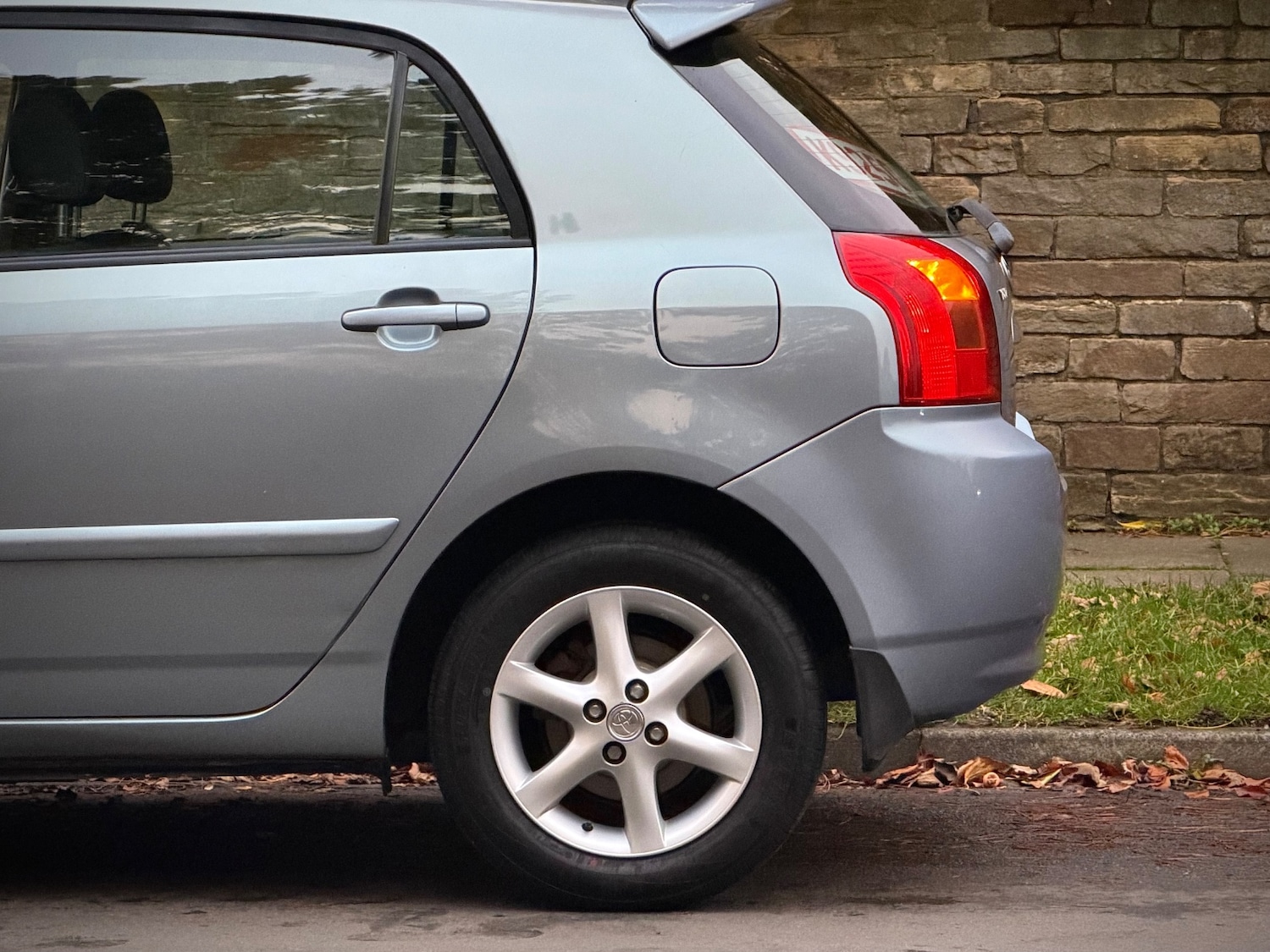Used Toyota Corolla 2002 for sale - 76497619: Photo 15