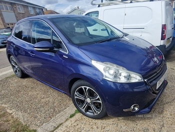 2013 - 1.2 VTi Intuitive 5dr