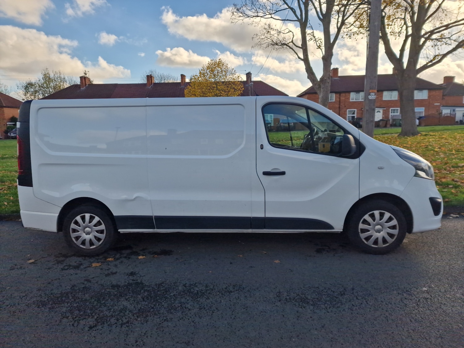 Used Vauxhall Vivaro 2018 for sale - 76638044: Photo 3