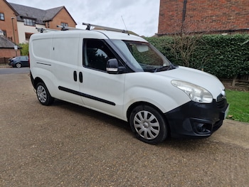 Used Vauxhall Combo 2017 for sale - 77028344: Photo