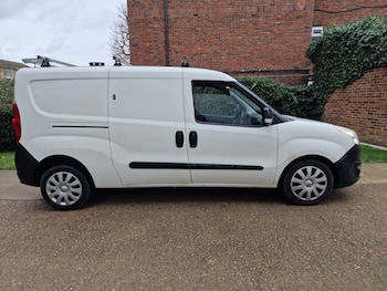 Used Vauxhall Combo 2017 for sale - 77028344: Photo