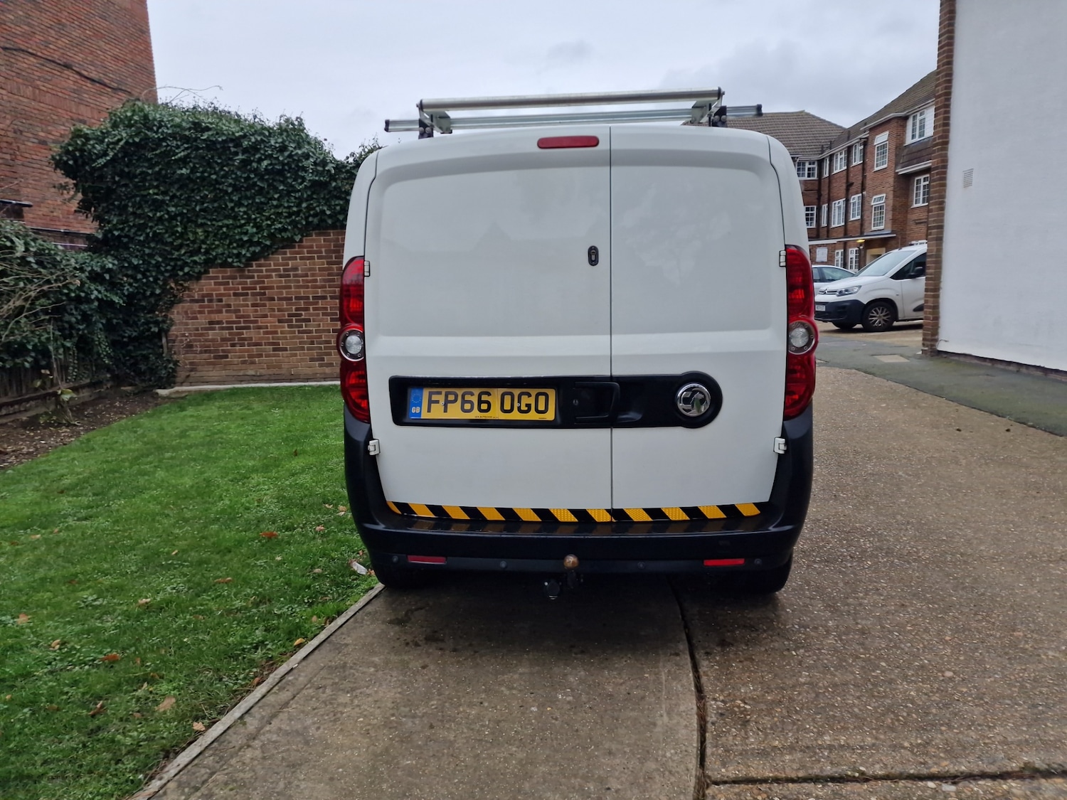 Used Vauxhall Combo 2017 for sale - 77028344: Photo 4