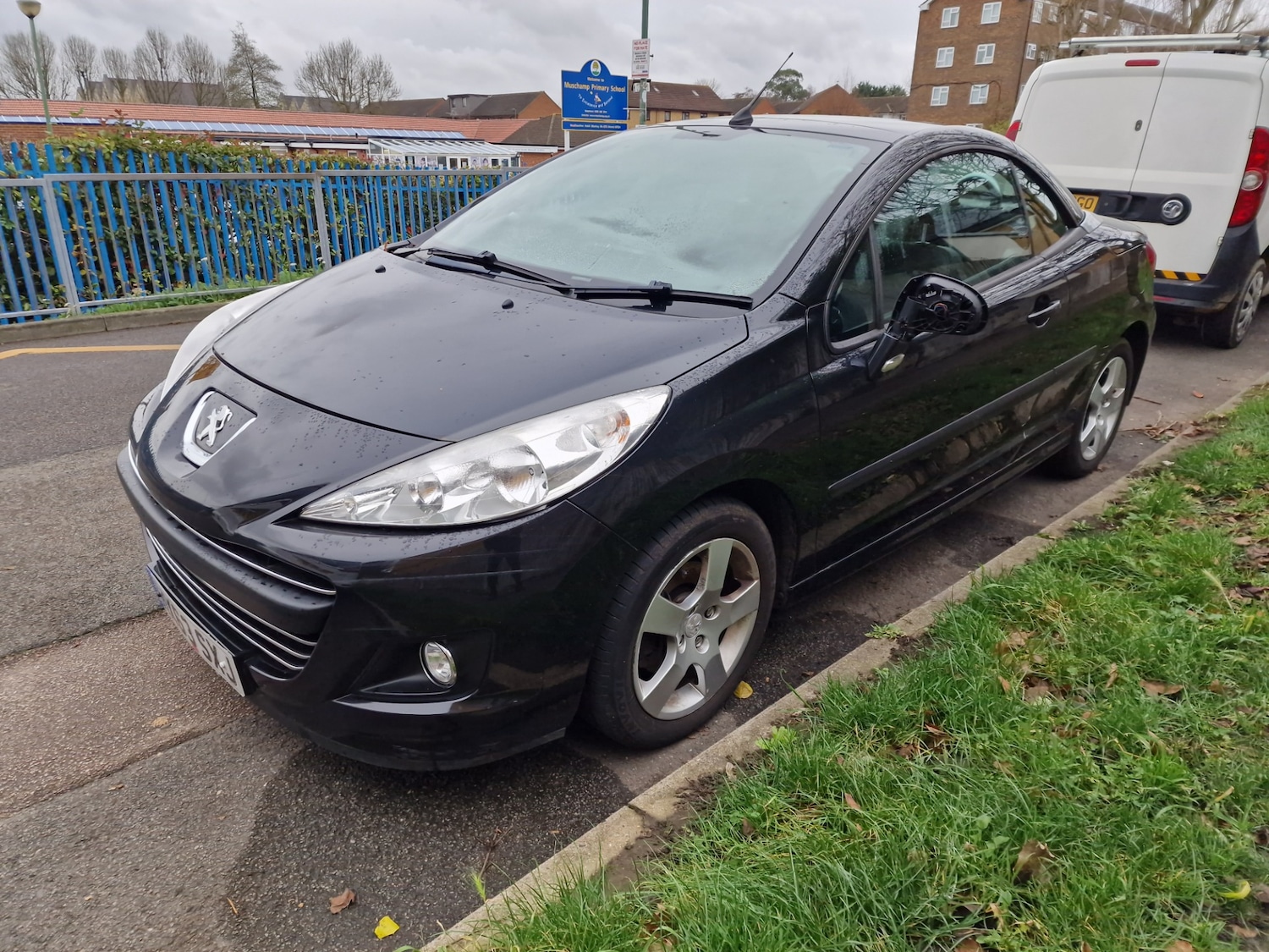 Used Peugeot 207 2013 for sale - 77028378: Photo 7