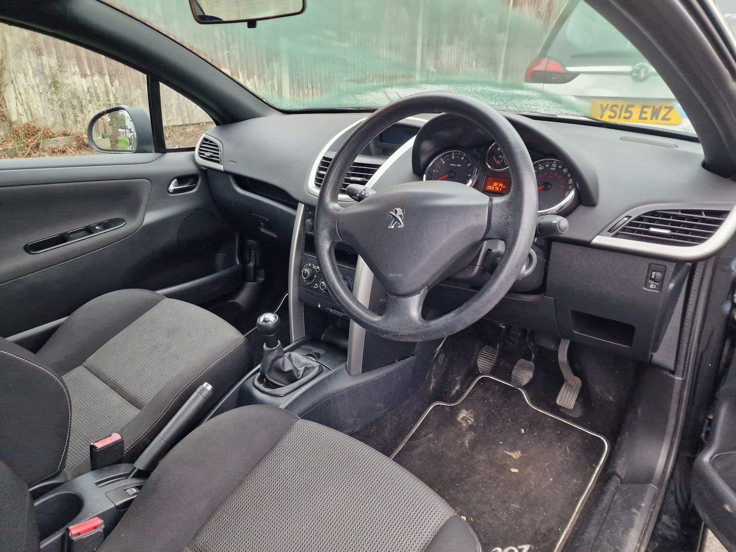 Used Peugeot 207 2013 for sale - 77028378: Photo 9