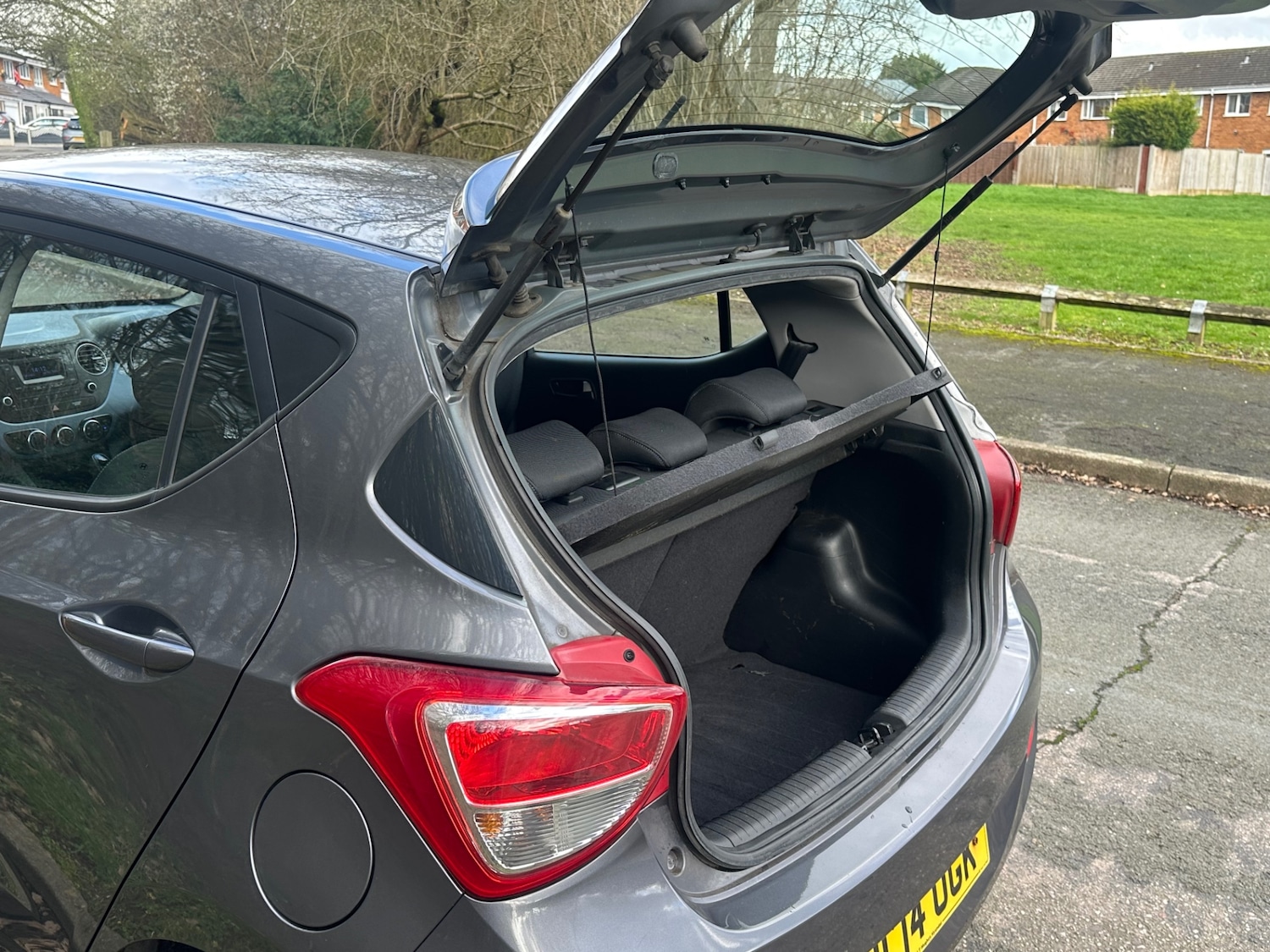 Used Hyundai i10 2014 for sale - 78128284: Photo 6