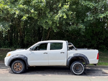 Used Toyota Hilux 2017 for sale - 78976601: Photo