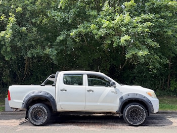 Used Toyota Hilux 2017 for sale - 78976601: Photo