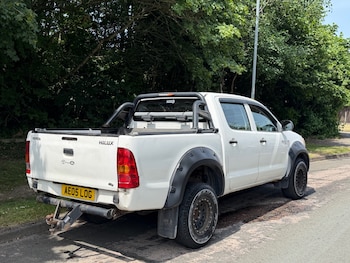 Used Toyota Hilux 2017 for sale - 78976601: Photo