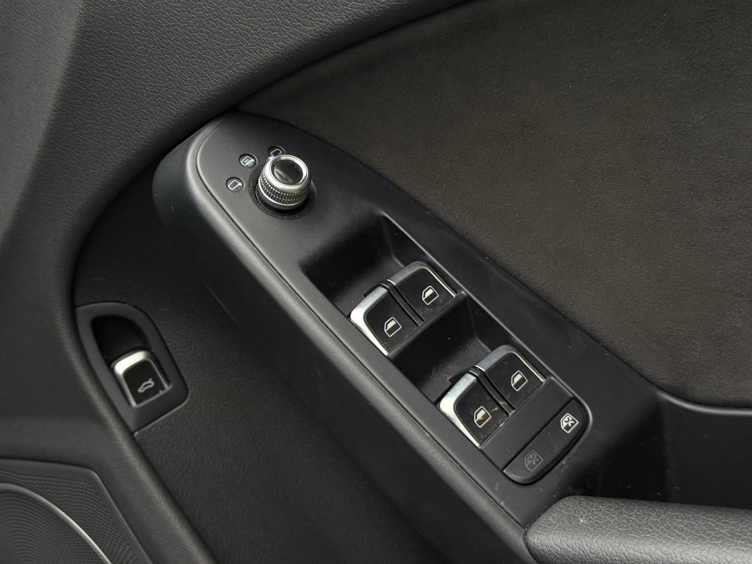 Used Audi A4 2014 for sale - 78107303: Photo 17