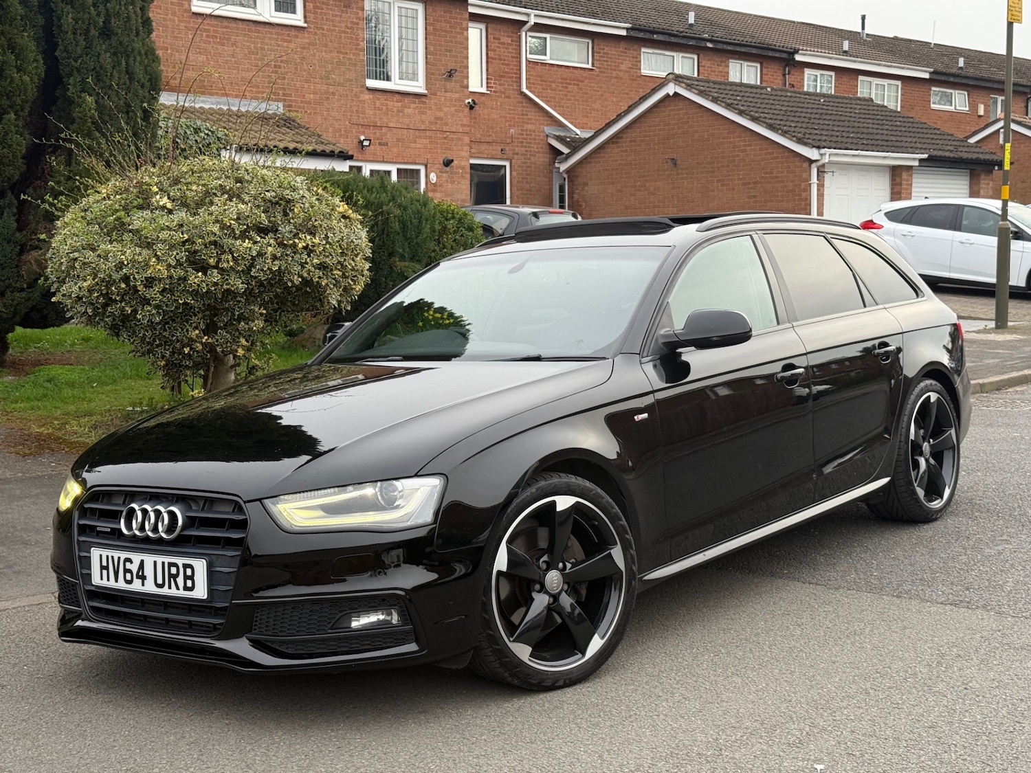 Used Audi A4 2014 for sale - 78107303: Photo 8