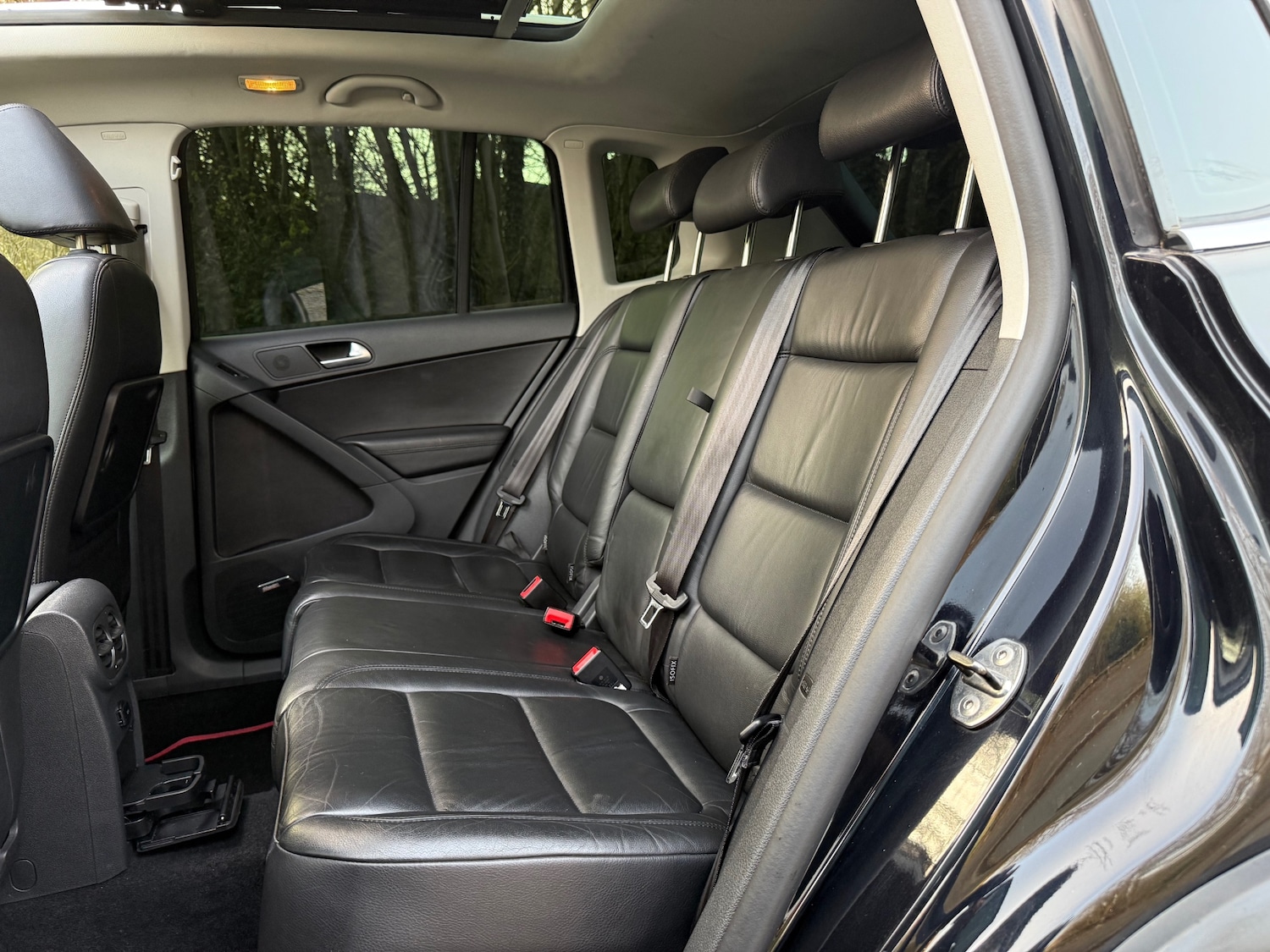 Used Volkswagen Tiguan 2010 for sale - 78107053: Photo 23