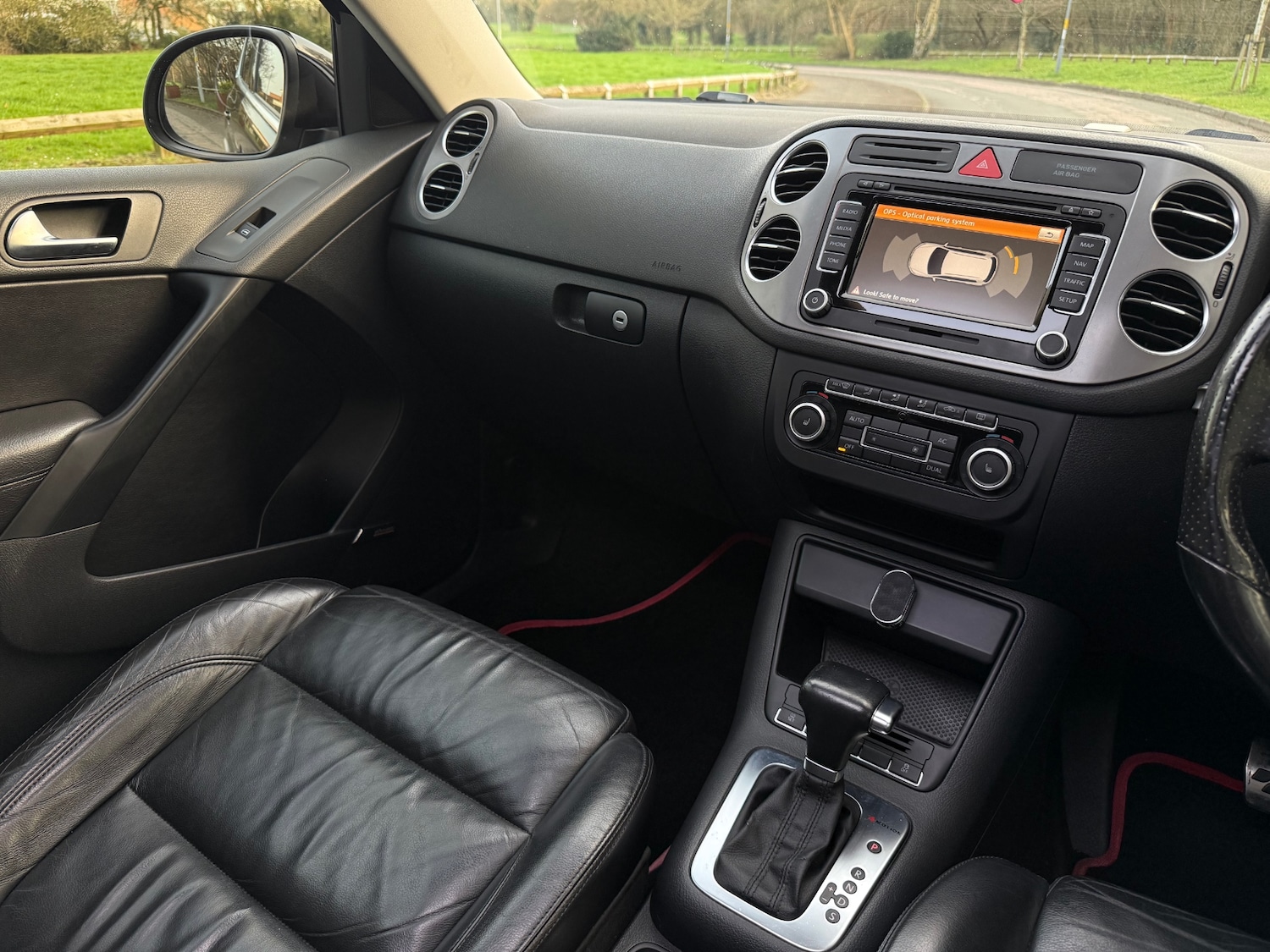 Used Volkswagen Tiguan 2010 for sale - 78107053: Photo 31