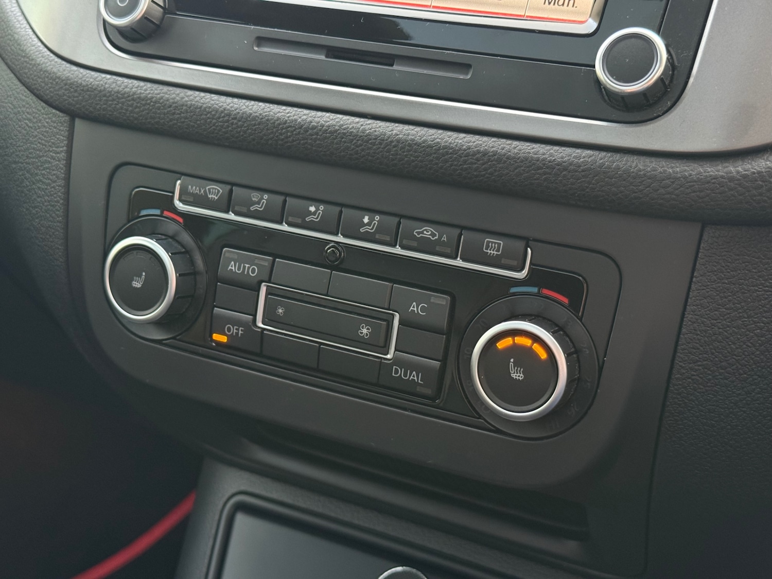 Used Volkswagen Tiguan 2010 for sale - 78107053: Photo 39