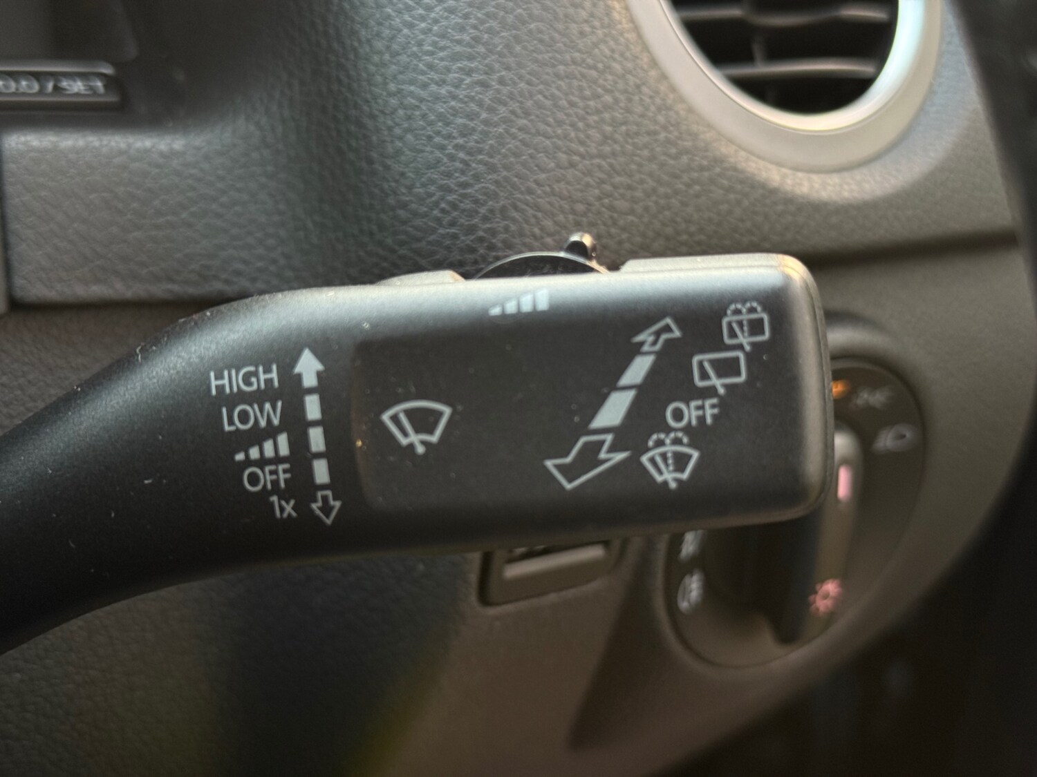 Used Volkswagen Tiguan 2010 for sale - 78107053: Photo 42