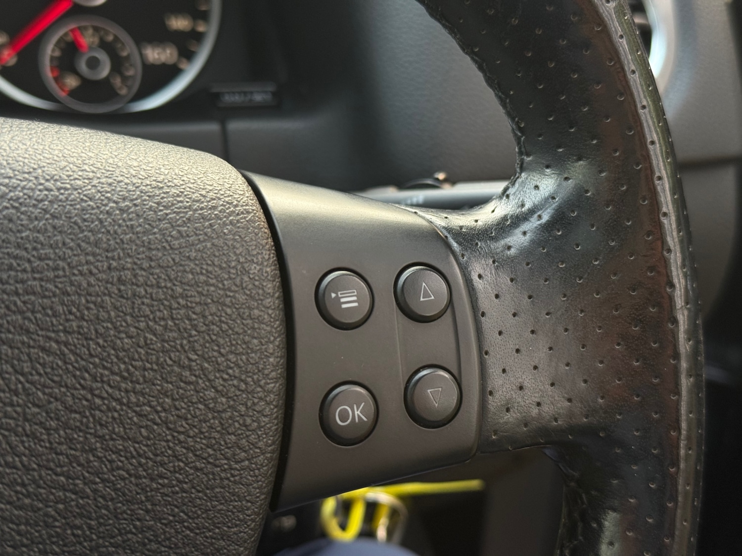 Used Volkswagen Tiguan 2010 for sale - 78107053: Photo 44