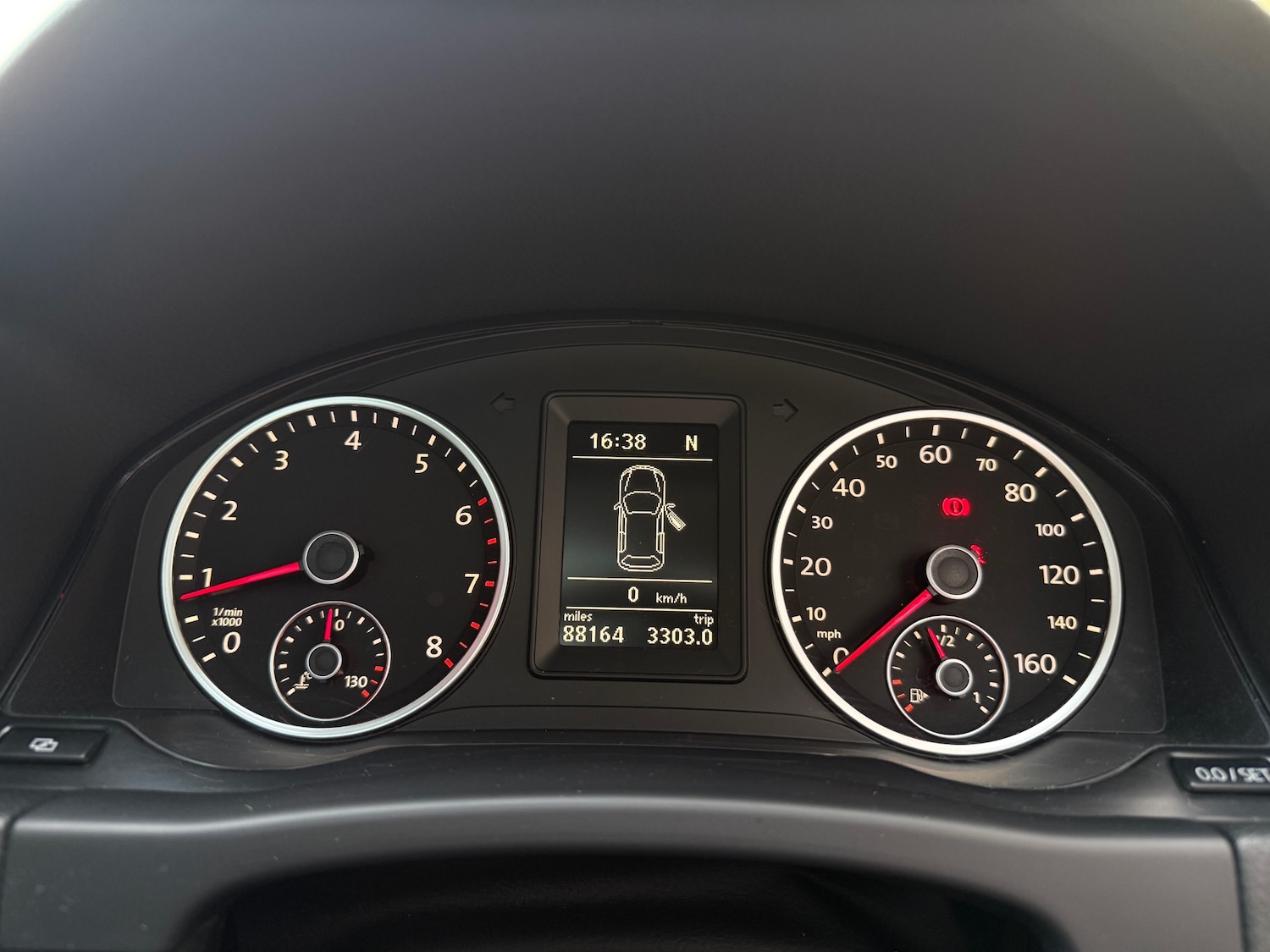 Used Volkswagen Tiguan 2010 for sale - 78107053: Photo 45