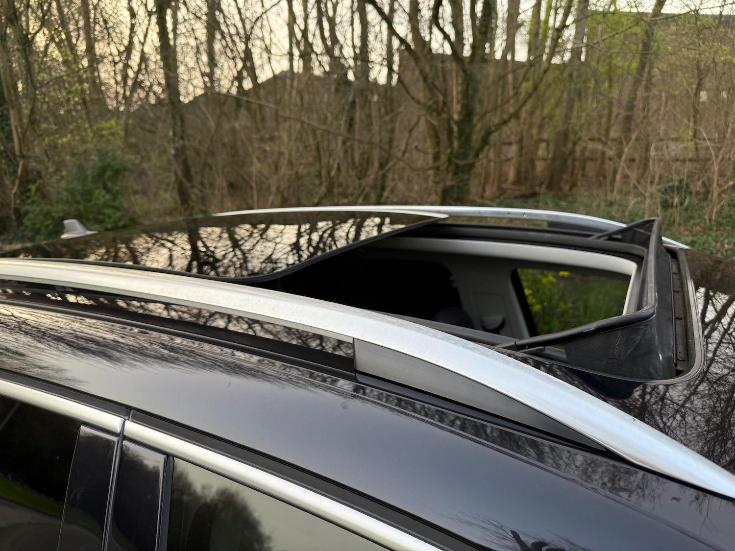 Used Volkswagen Tiguan 2010 for sale - 78107053: Photo 5