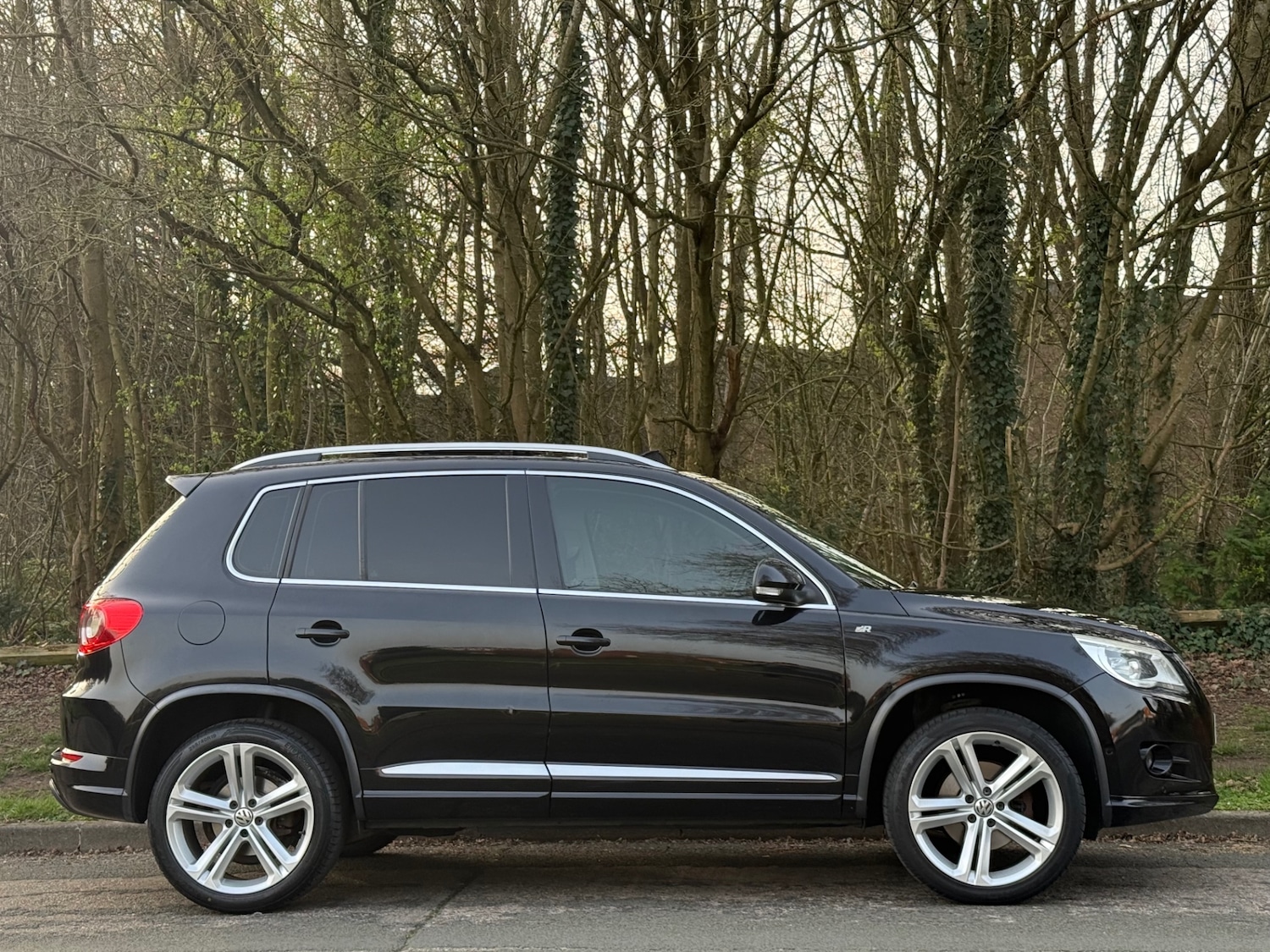 Used Volkswagen Tiguan 2010 for sale - 78107053: Photo 6