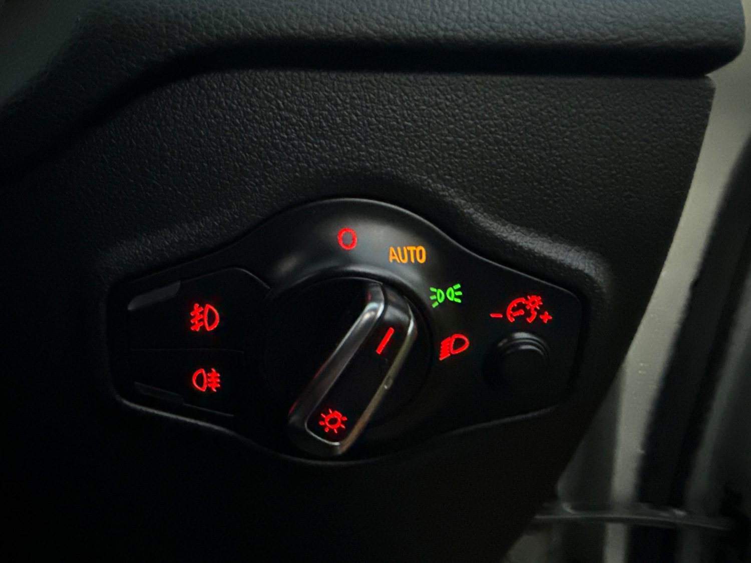 Used Audi Q5 2008 for sale - 78111567: Photo 11