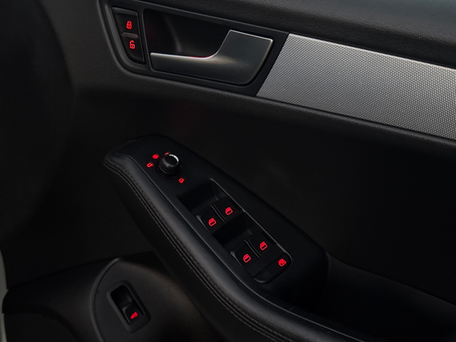 Used Audi Q5 2008 for sale - 78111567: Photo 9