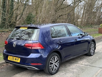 Used Volkswagen Golf 2018 for sale - 78558797: Photo