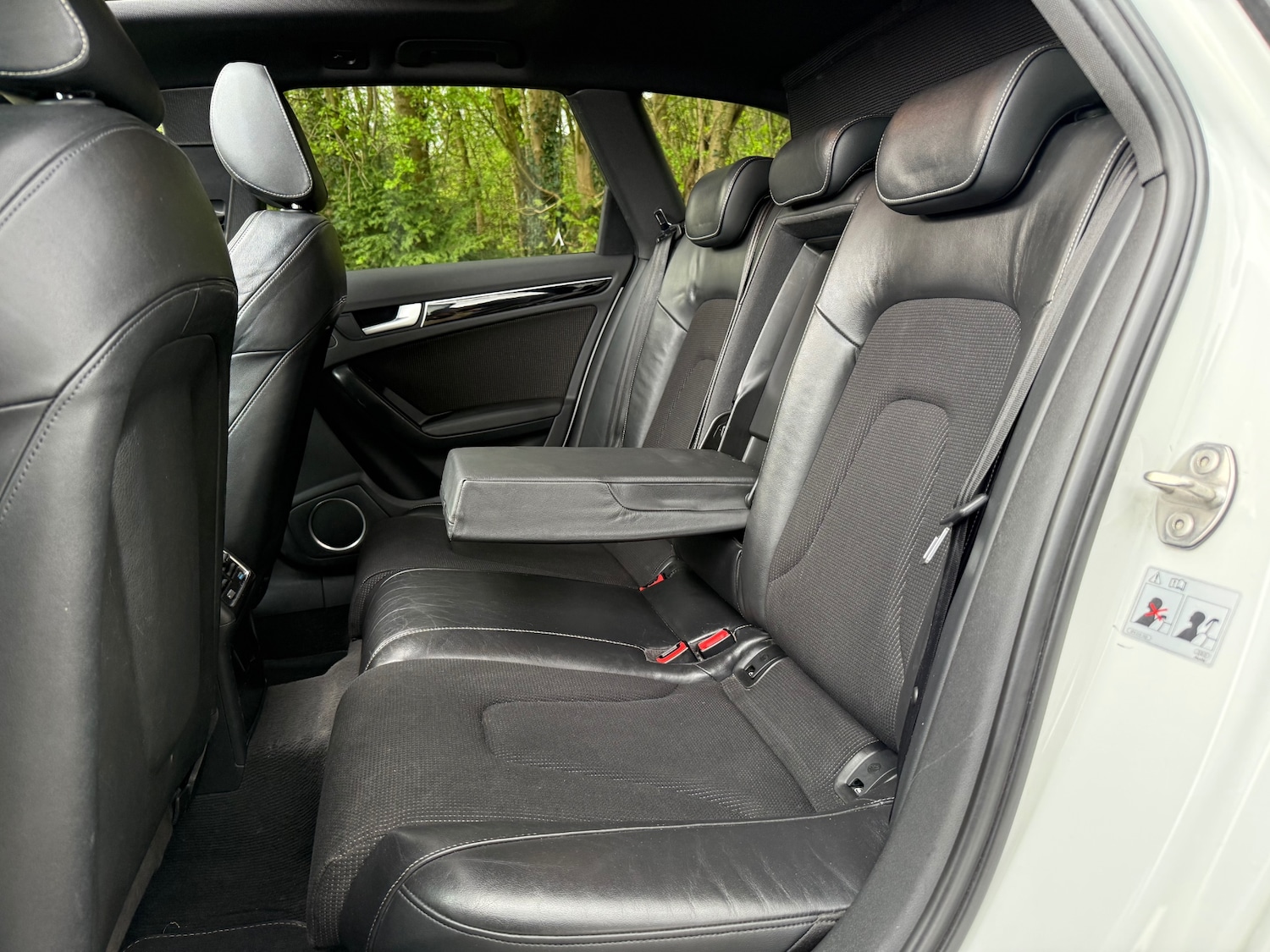 Used Audi A4 2011 for sale - 78155530: Photo 19