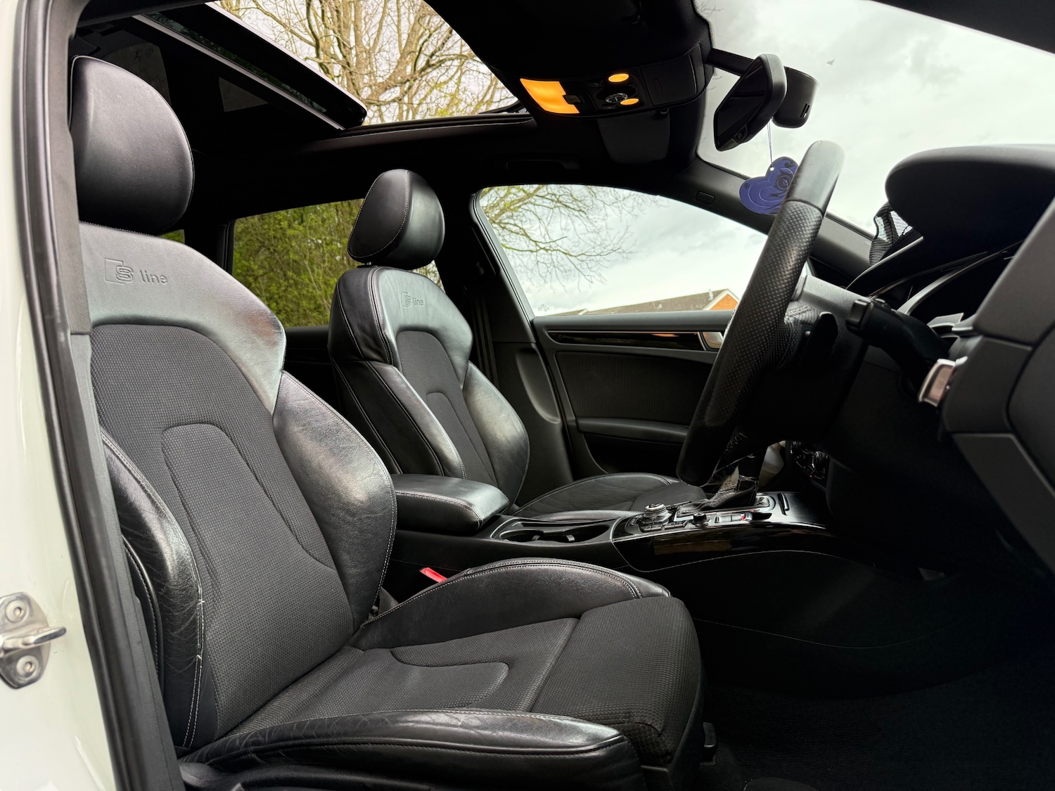 Used Audi A4 2011 for sale - 78155530: Photo 25