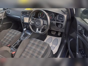 Used Volkswagen Golf 2015 for sale - 79805819: Photo
