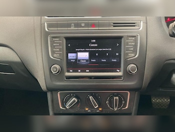 Used Volkswagen Polo 2015 for sale - 78592729: Photo
