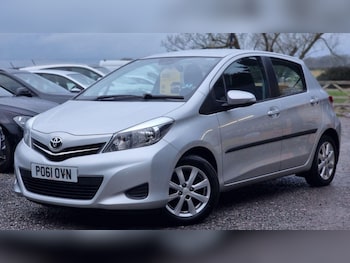 Used Toyota Yaris 2011 for sale - 78273770: Photo