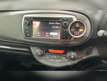 Used Toyota Yaris 2014 for sale - 78306489: Photo