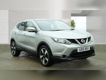 Used Nissan Qashqai 2015 for sale - 78552529: Photo