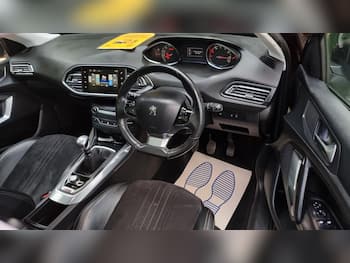 Used Peugeot 308 2015 for sale - 79807085: Photo