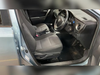 Used Toyota Auris 2013 for sale - 78689027: Photo