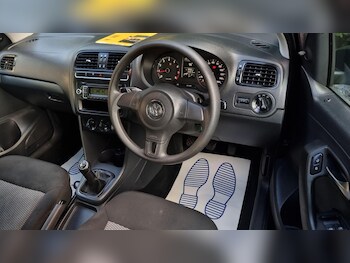 Used Volkswagen Polo 2011 for sale - 78273901: Photo