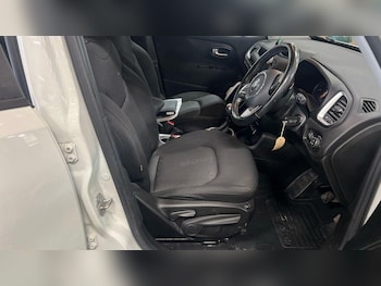 Used Jeep Renegade 2017 for sale - 78531392: Photo