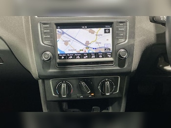 Used Volkswagen Polo 2016 for sale - 78273809: Photo