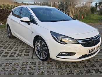 Used Vauxhall Astra 2015 for sale - 77701098: Photo